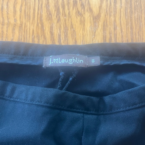 J. McLaughlin Black Rayon Blend Side Zip Crop Pants Size 8 Amelia Cloth (?) VGUC - Picture 3 of 10